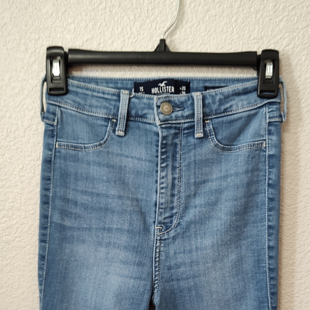 *Hollister Ultra High-Rise Jean Leggings Stretch Blue Denim Skinny Jeans Size 25 - Picture 3 of 6